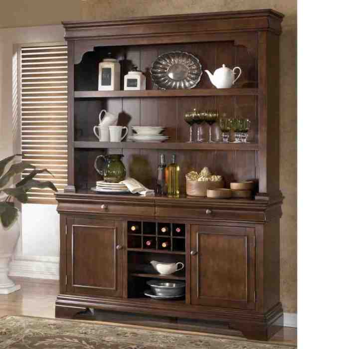 How to decorate dining room hutch