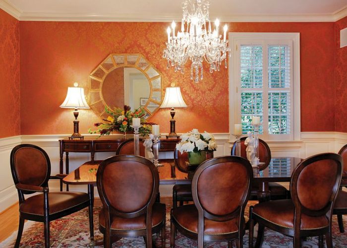 How to decorate an orange dining room