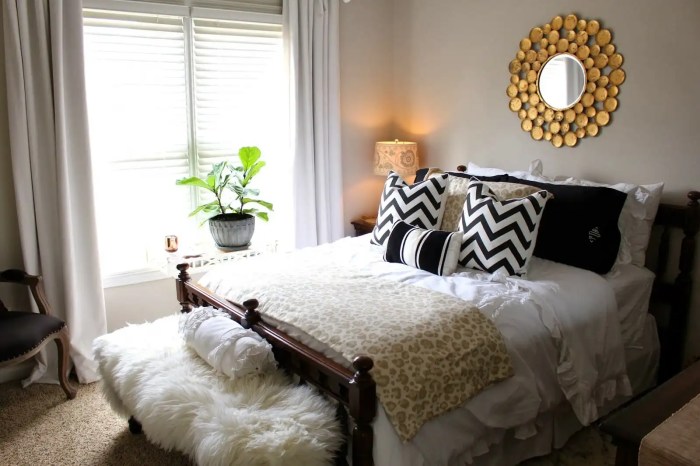 How to decorate a large guest room